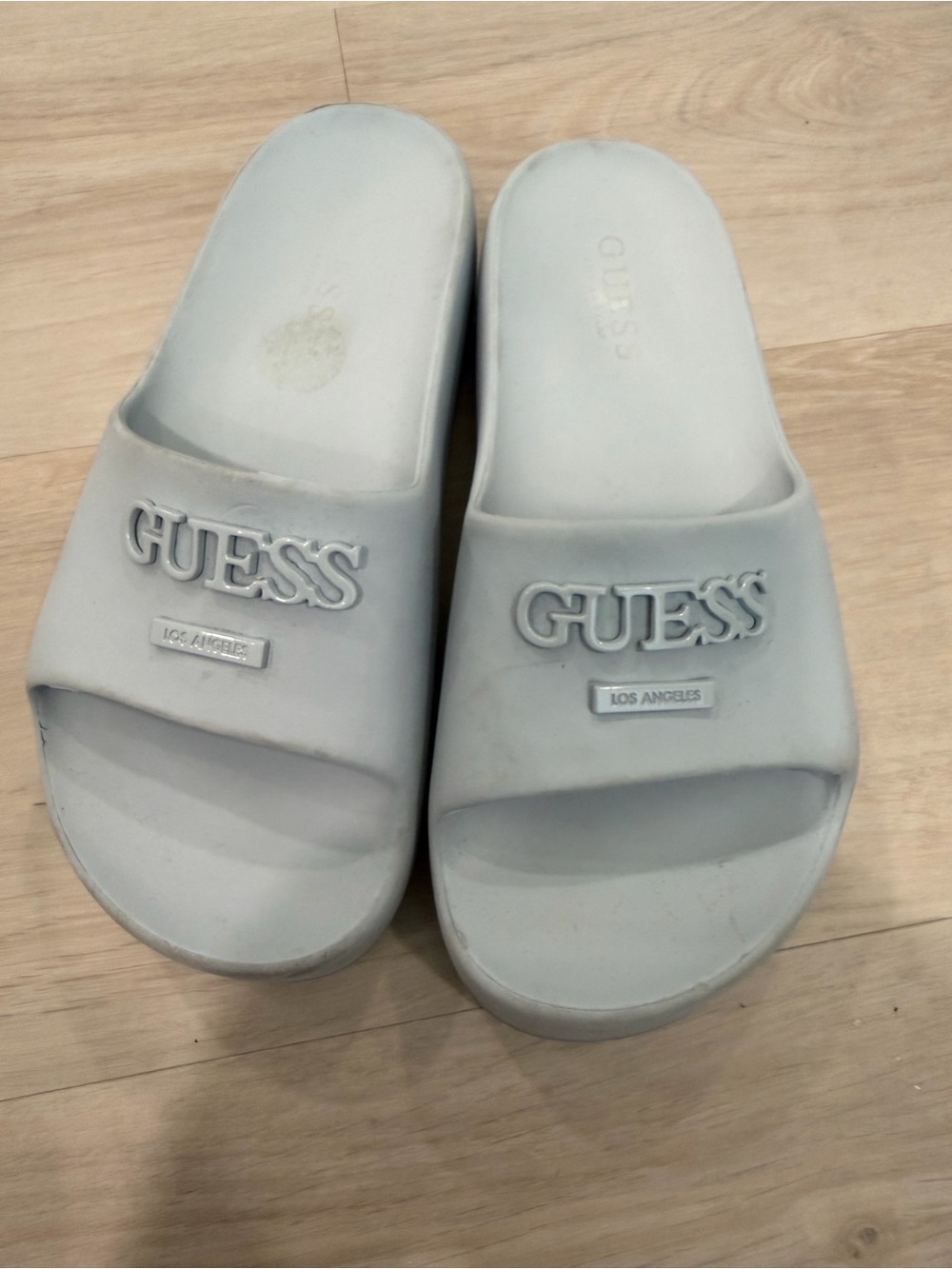 GUESS Women's Light Gray Slide Sandals
